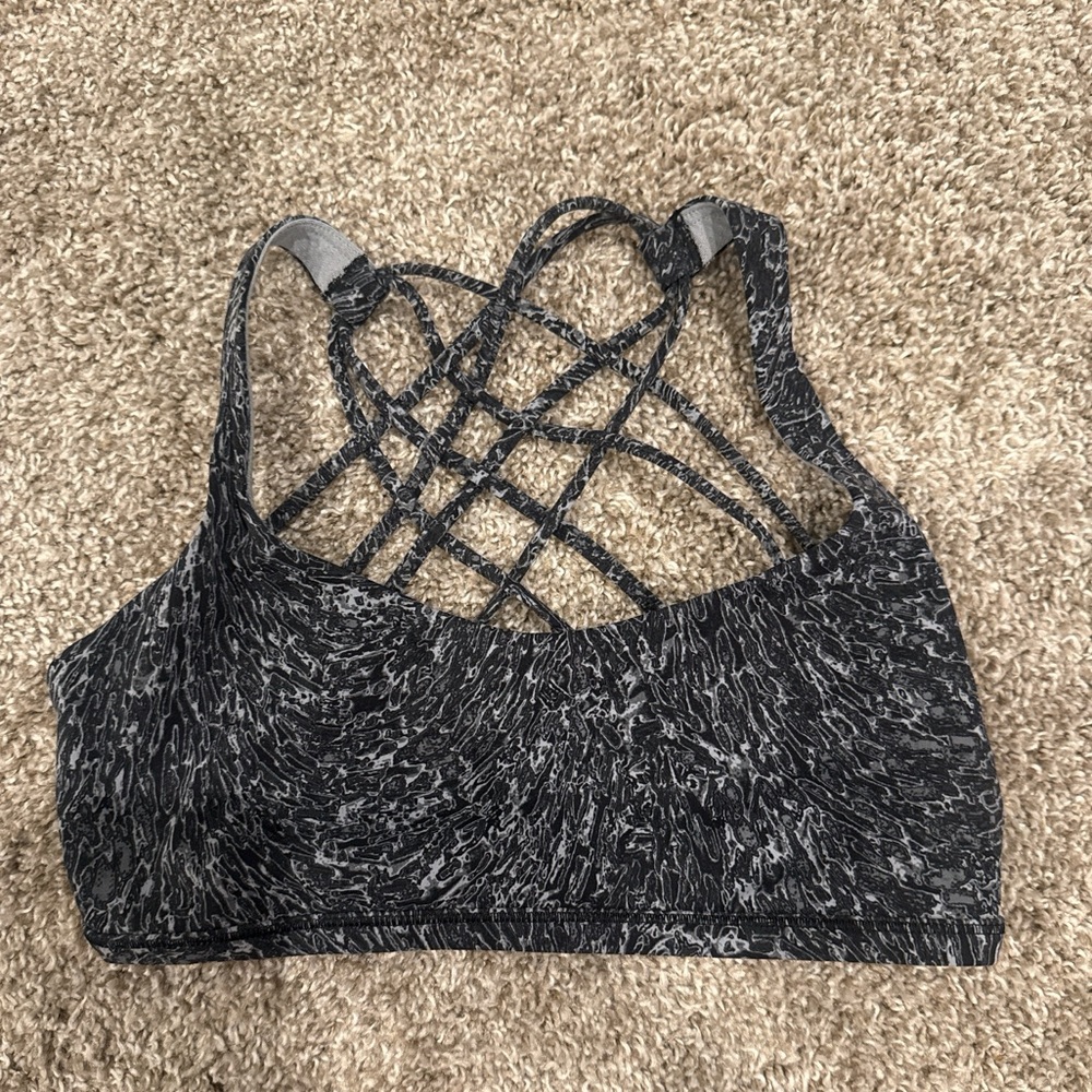 Lululemon Sports bra